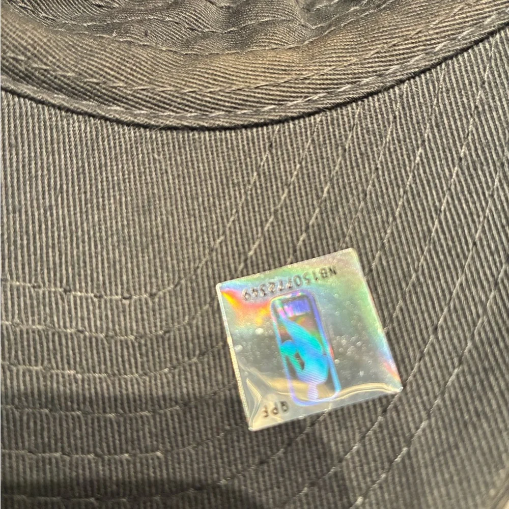 Houston Rockets hat - Picture 2 of 2